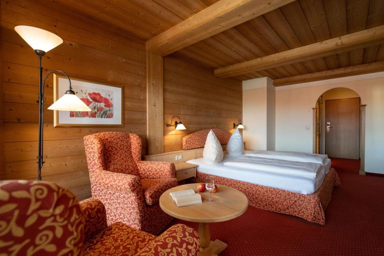 Hotel Alte Post 2*